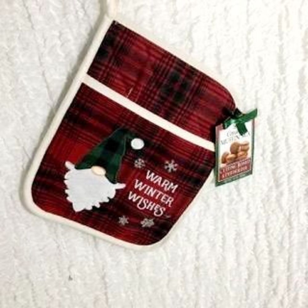 NWT GNOME Plaid Christmas Potholder